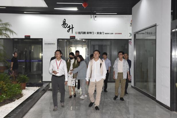 图片4.jpg 图片4.jpg