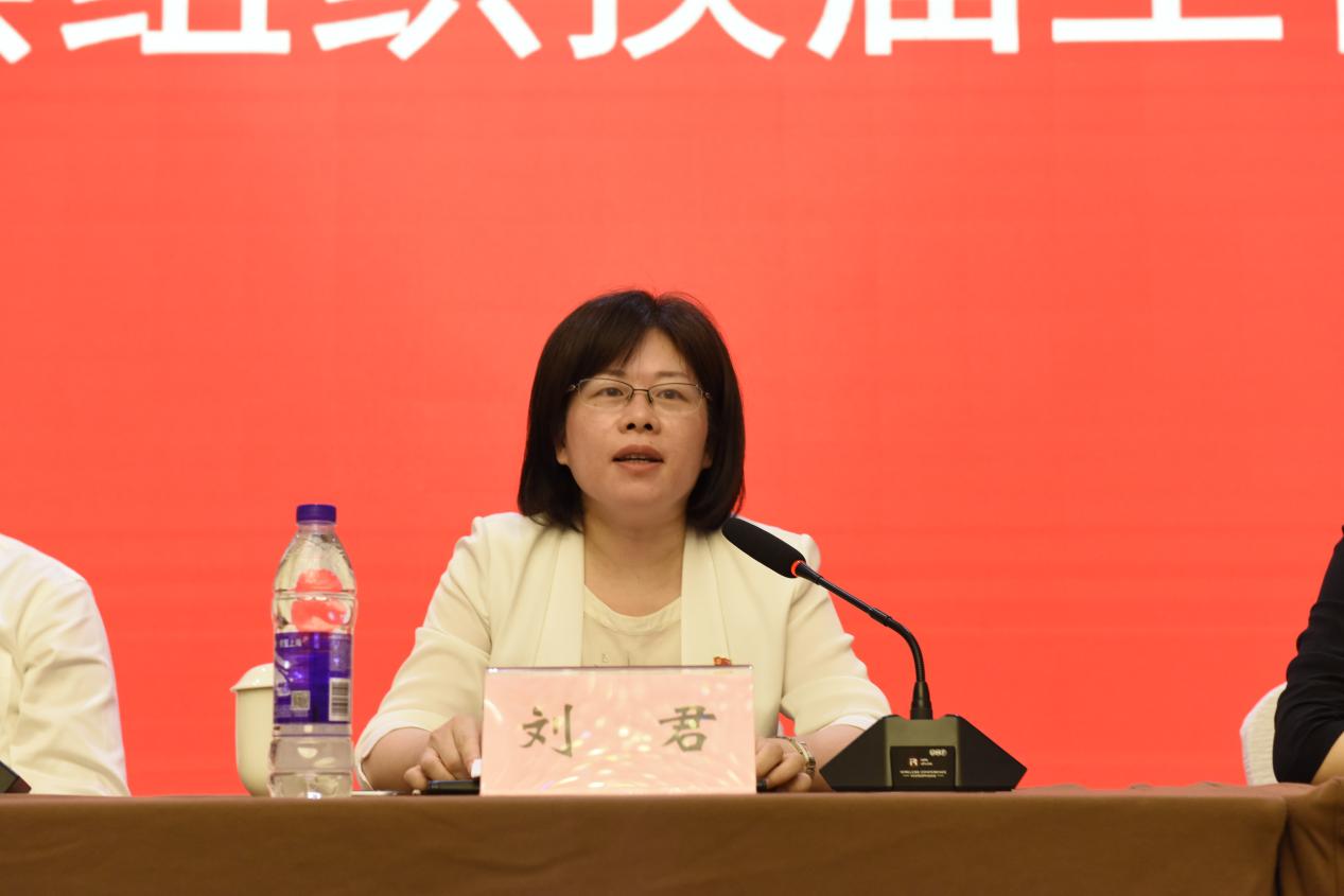 图片4.jpg 图片4.jpg