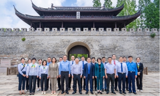 图片2.jpg 图片2.jpg